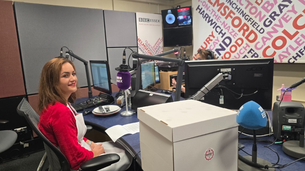 Nicoleta live at BBC Essex Studio